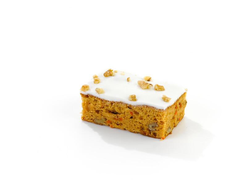 CARROT AND WALNUT CAKE (21P)