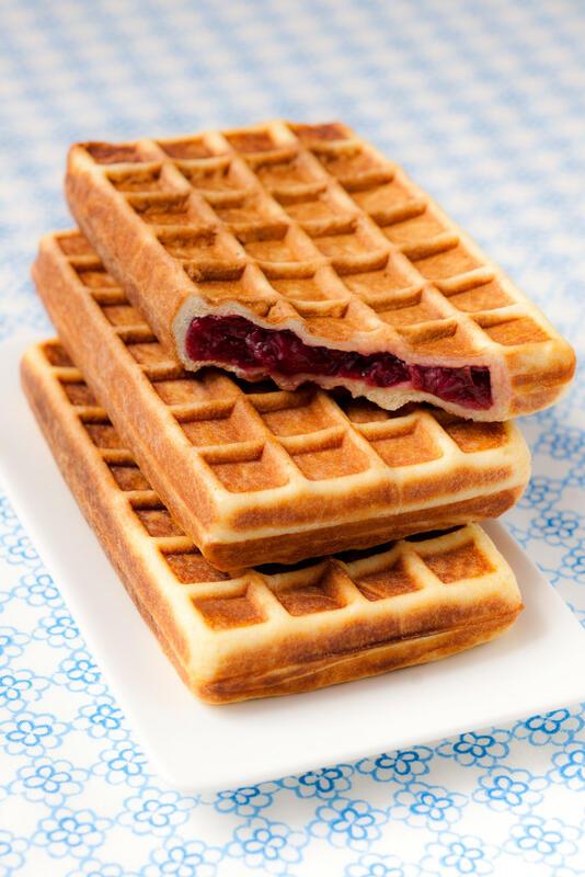 Fruit waffle with cherries, 160g